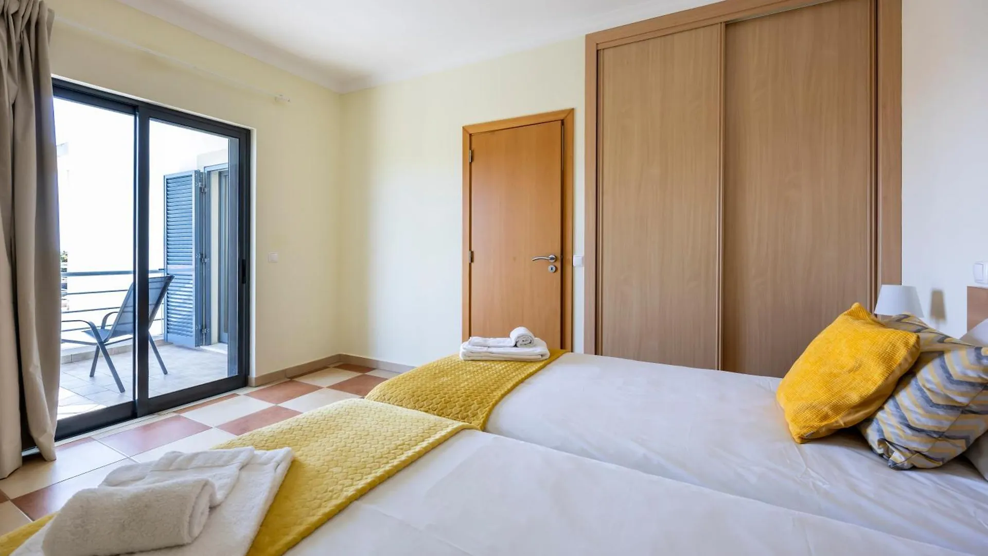 Estudios Montinhos Da Luz by Seewest Apartamento